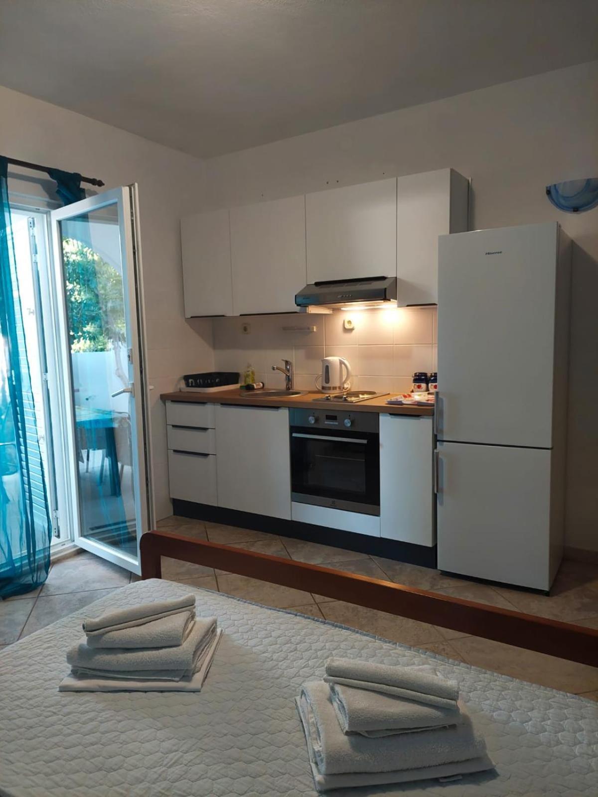 Olive Garden Apartments Poljica  Eksteriør billede